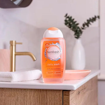 Femfresh Intimate Skin Care Daily Wash 250ml - O'Sullivans Pharmacy